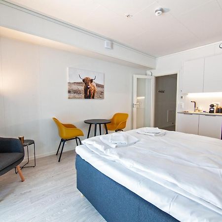 Stylish And Serviced Studio Apartment In Lofoten Svolvær Exterior foto