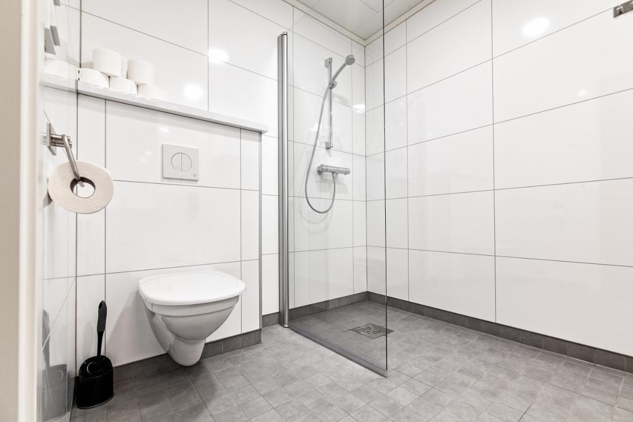 Stylish And Serviced Studio Apartment In Lofoten Svolvær Exterior foto